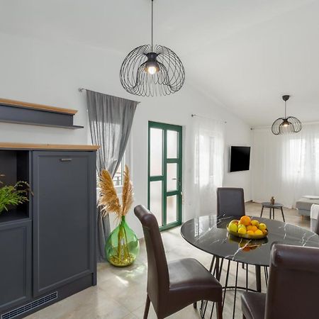 Apartments Zomzi Poreč Kültér fotó