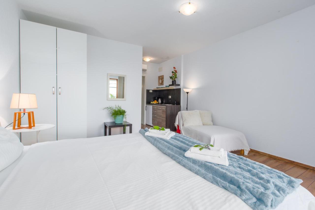 Apartments Zomzi Poreč Kültér fotó