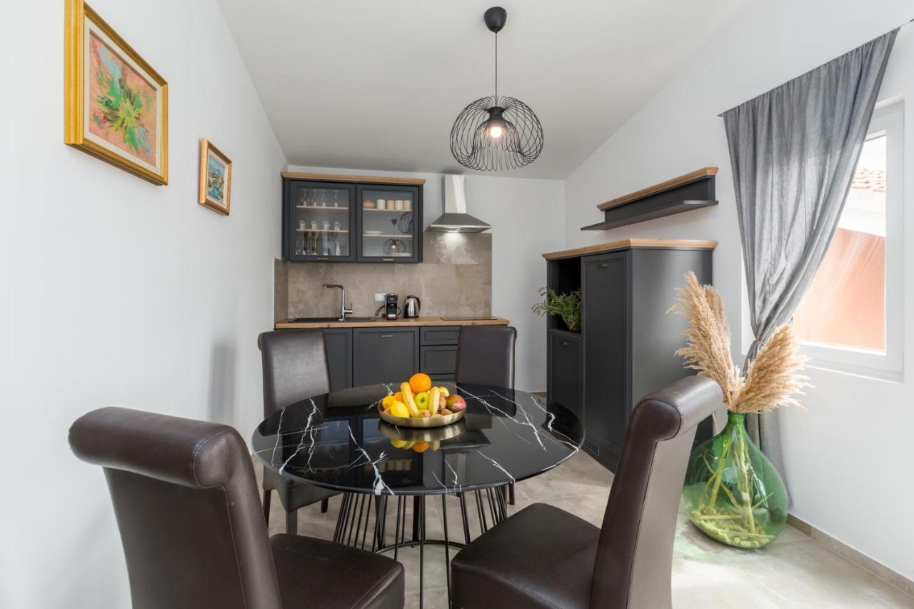 Apartments Zomzi Poreč Kültér fotó