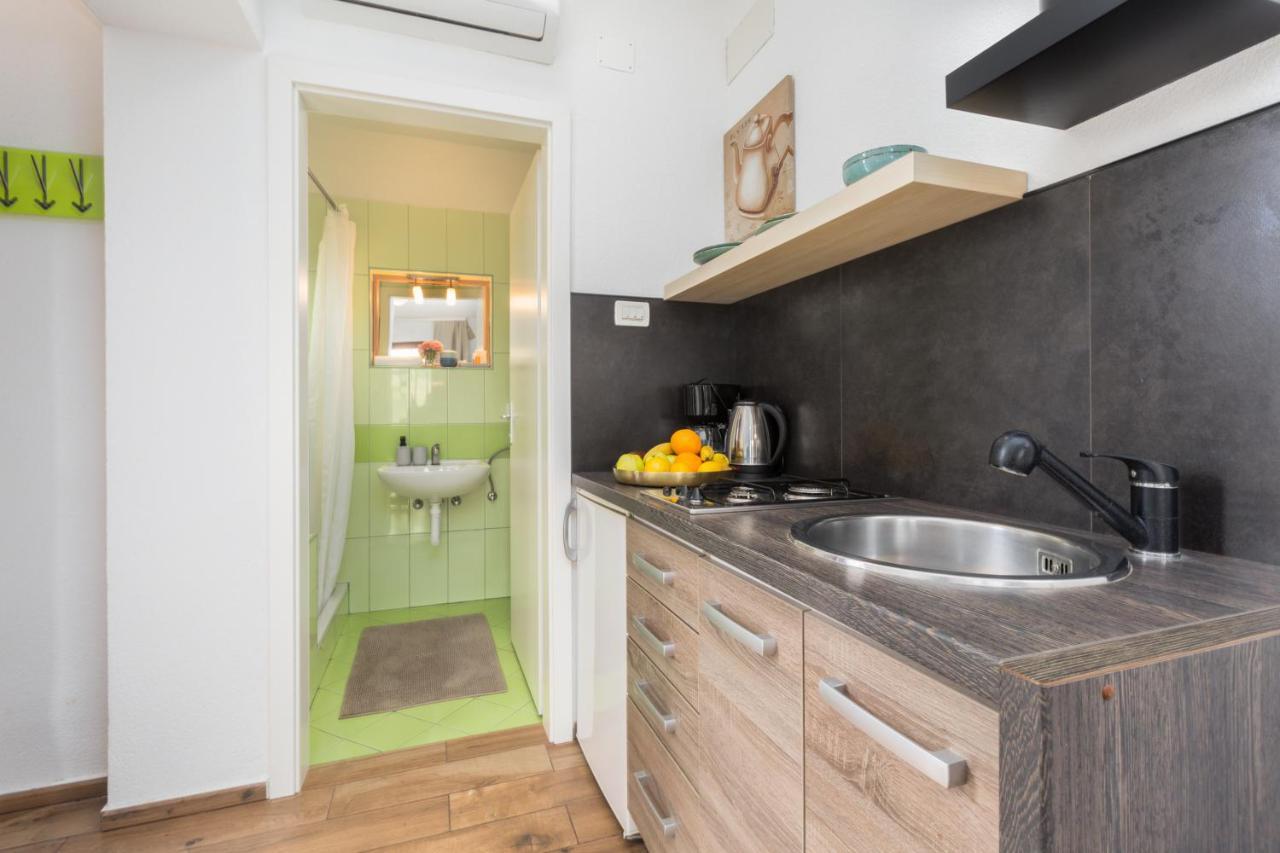 Apartments Zomzi Poreč Kültér fotó
