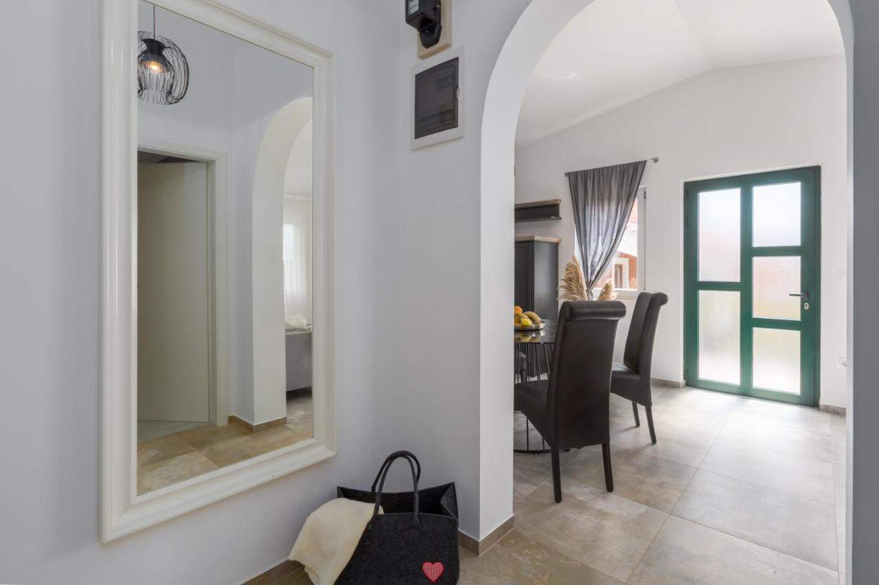 Apartments Zomzi Poreč Kültér fotó