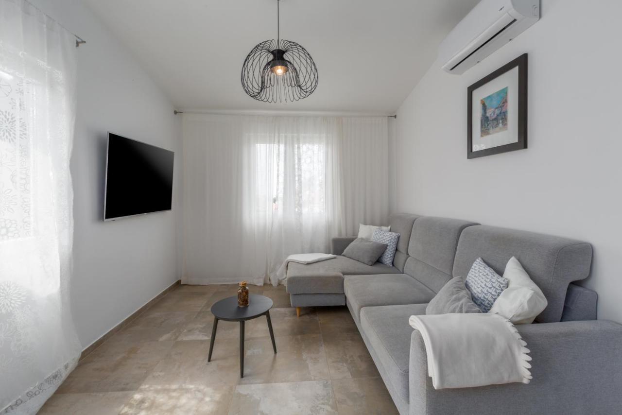 Apartments Zomzi Poreč Kültér fotó