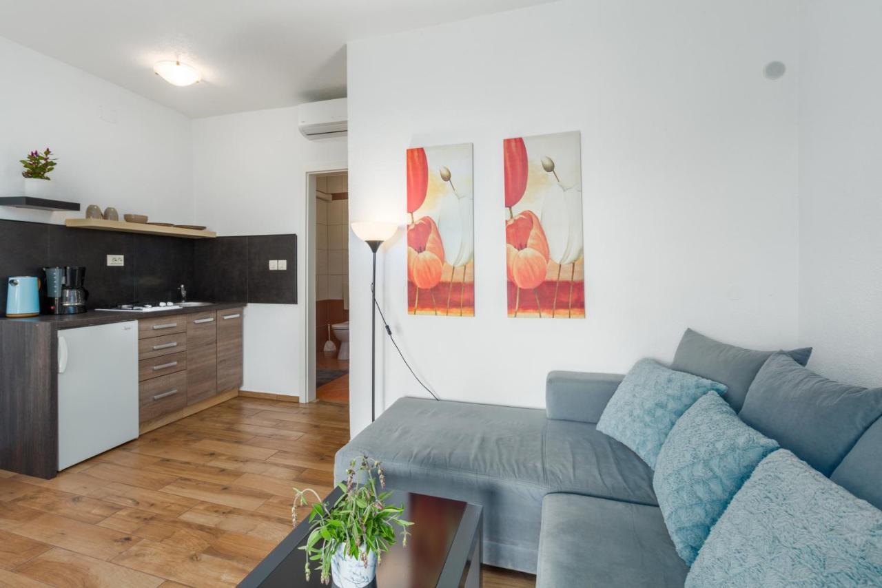 Apartments Zomzi Poreč Kültér fotó