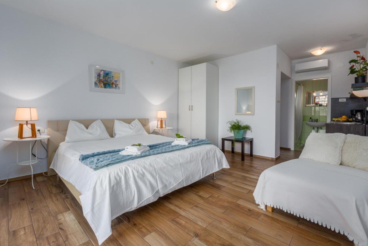 Apartments Zomzi Poreč Kültér fotó