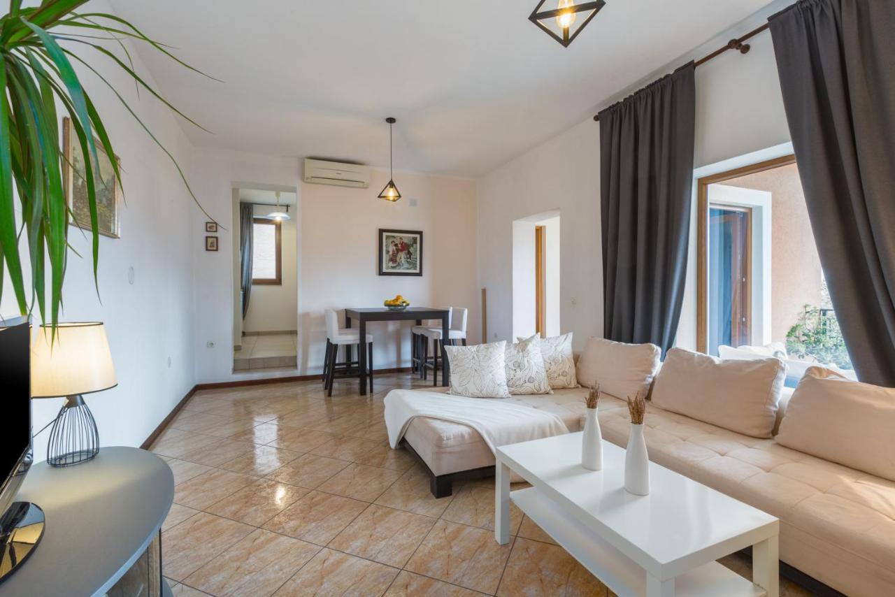 Apartments Zomzi Poreč Kültér fotó