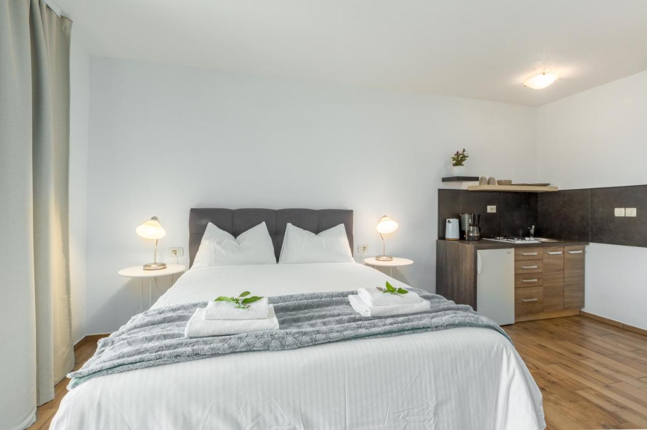 Apartments Zomzi Poreč Kültér fotó