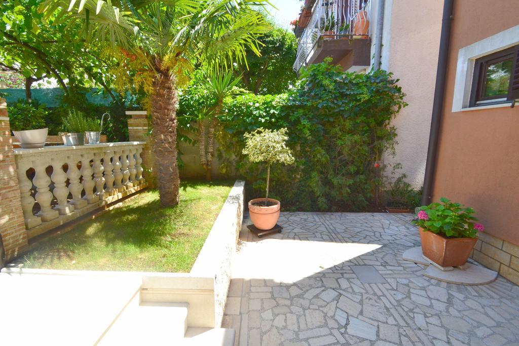 Apartments Zomzi Poreč Kültér fotó