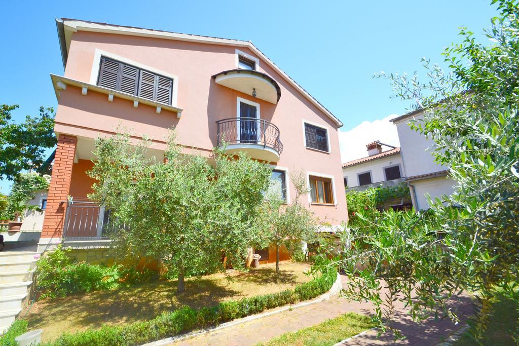 Apartments Zomzi Poreč Kültér fotó